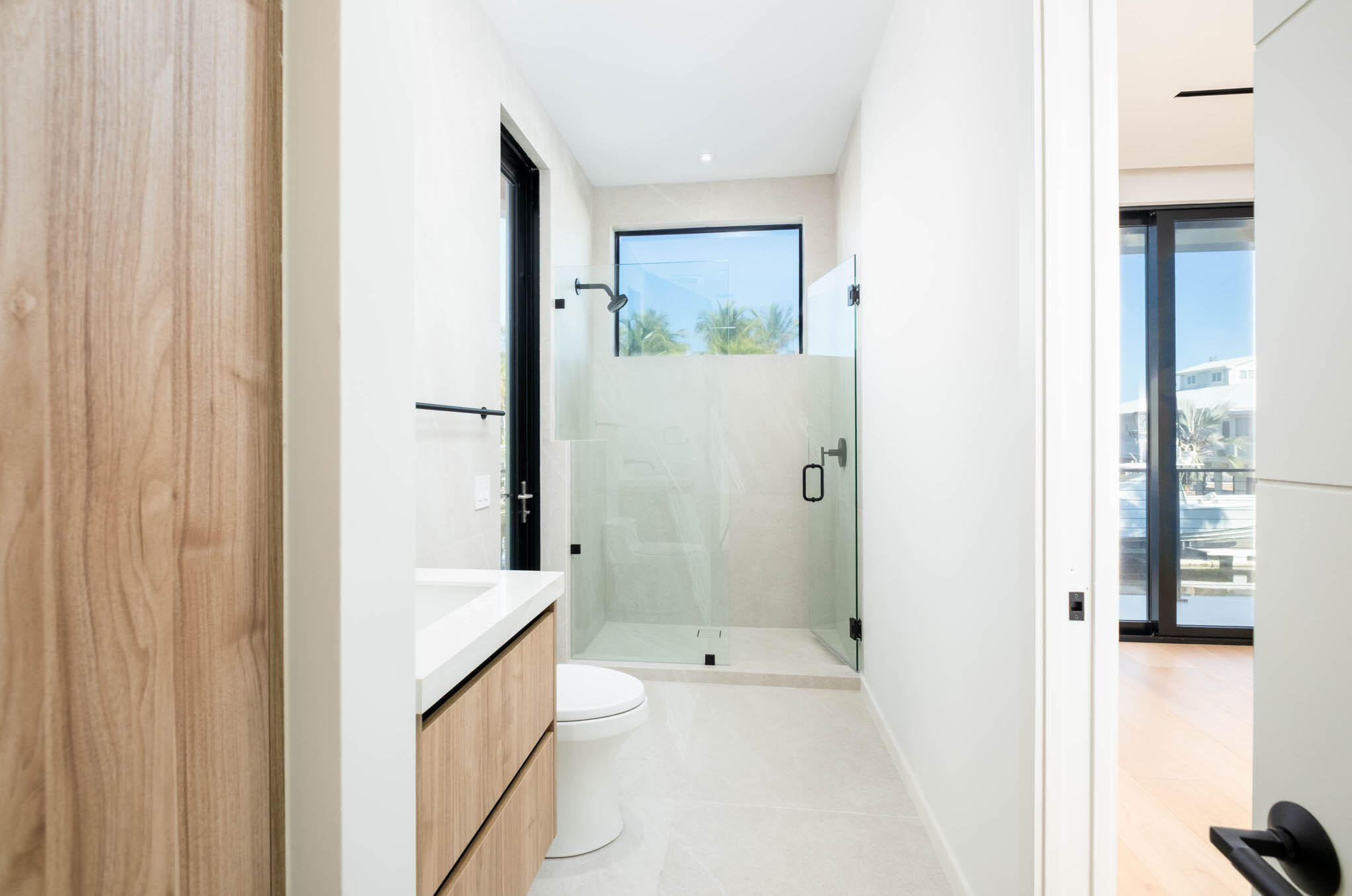 301 Buttonwood Circle, Unit B Key Largo, FL 33037 - Photo 34 of 52 4th Bathroom