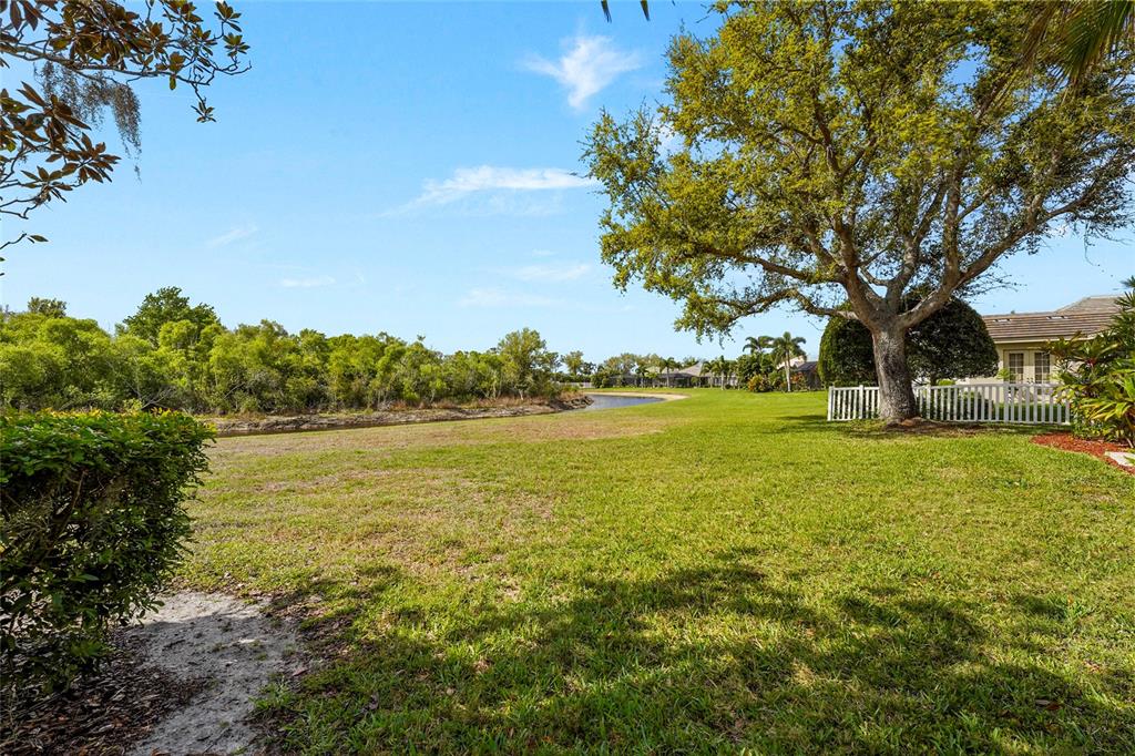 6582 Waters Edge Way Lakewood Ranch, FL 34202 - Photo 57 of 98