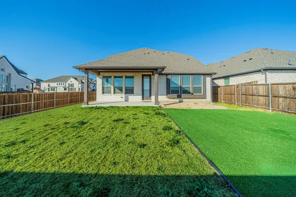 $3,250 | 1110 Stallion Lane, Justin, TX 76247