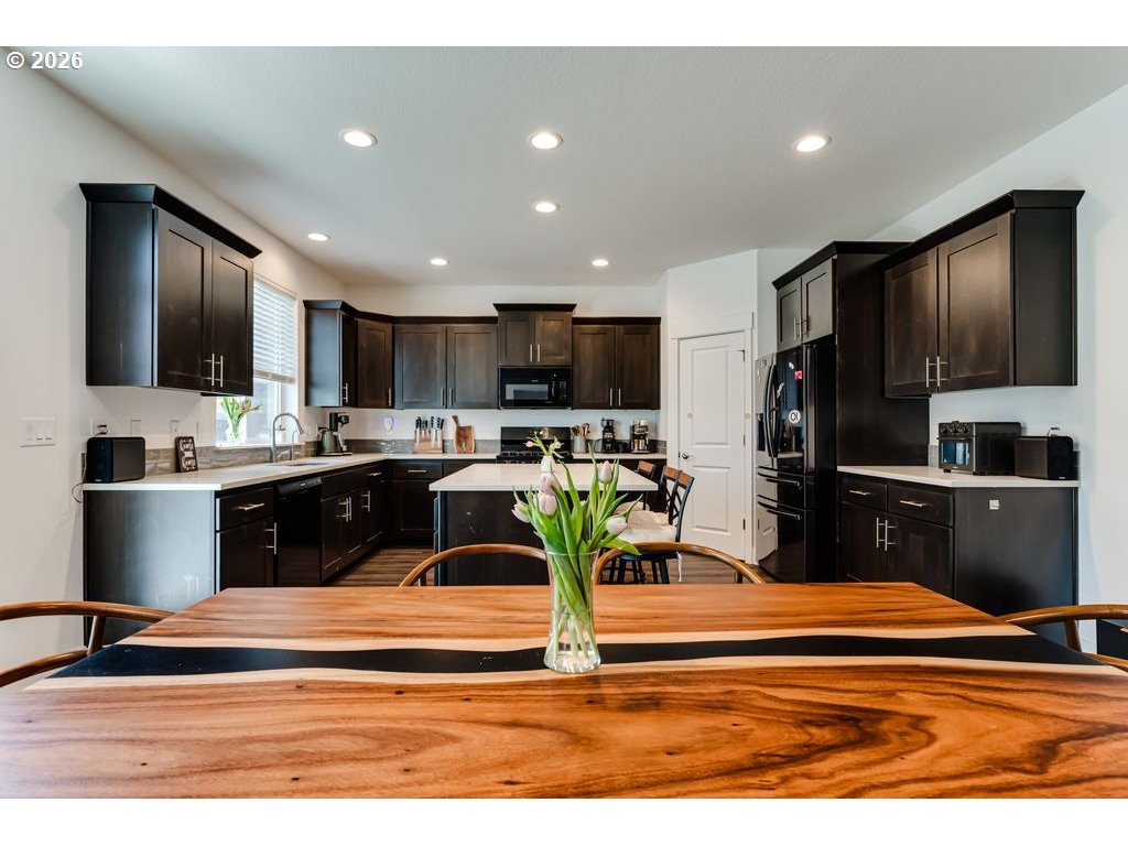 2580 Fieldcress Road Eugene, OR 97403 - Photo 11 of 40