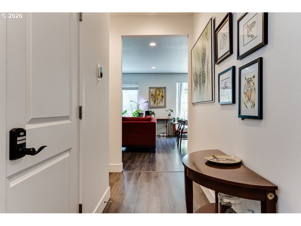 2580 Fieldcress Road Eugene, OR 97403 - Photo 4 of 40