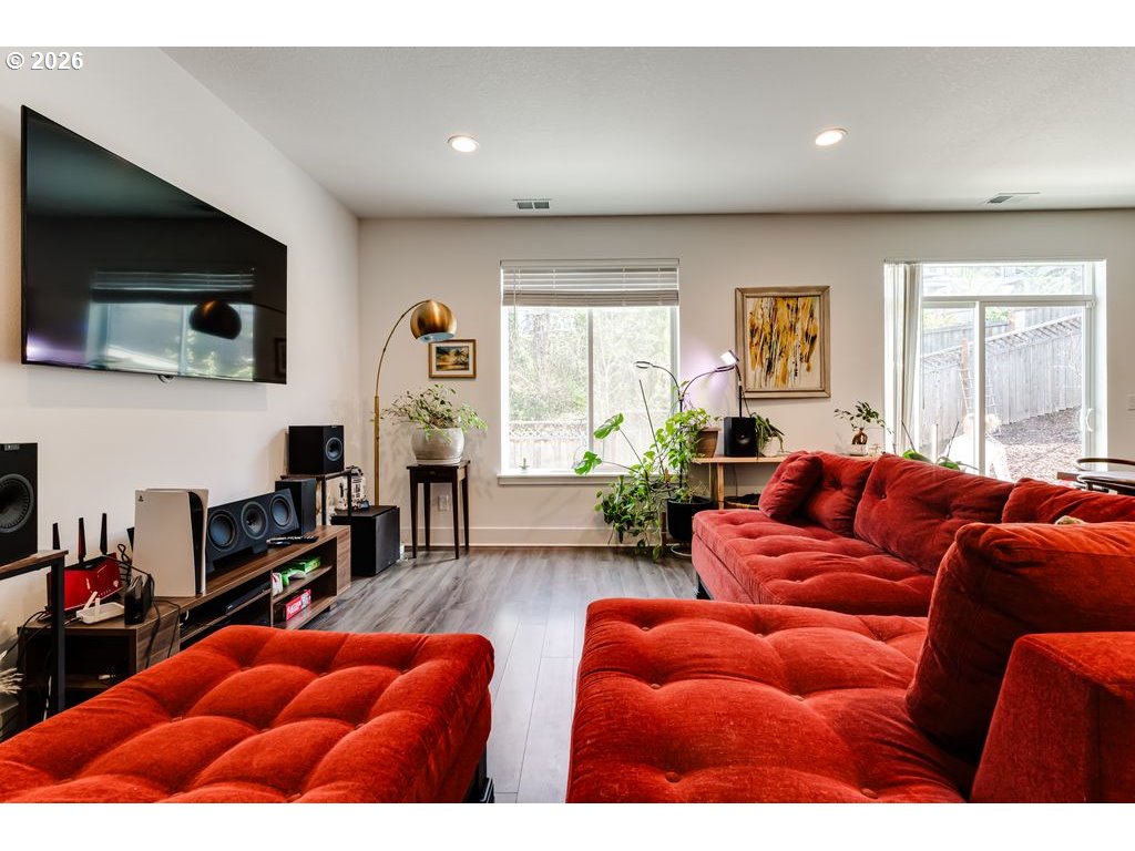 2580 Fieldcress Road Eugene, OR 97403 - Photo 5 of 40