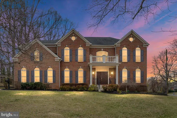 $2,300,000 | 7808 Winterberry Place, Bethesda, MD 20817