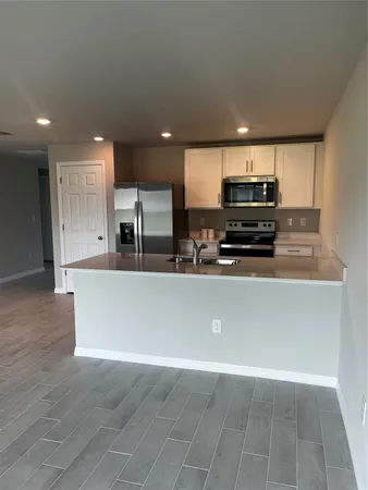 $2,000 | 4021 35th Street Southwest, Lehigh Acres, FL 33976