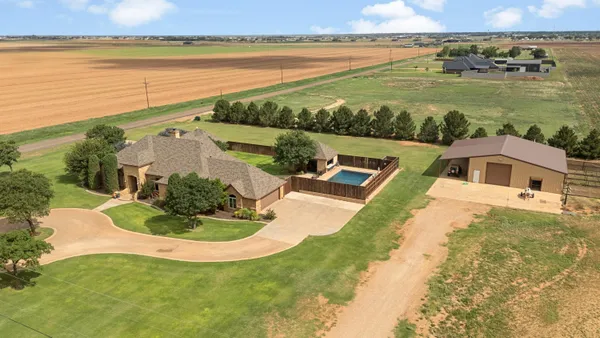 $980,000 | 7824 Farm To Market Road 2641, Shallowater, TX 79363