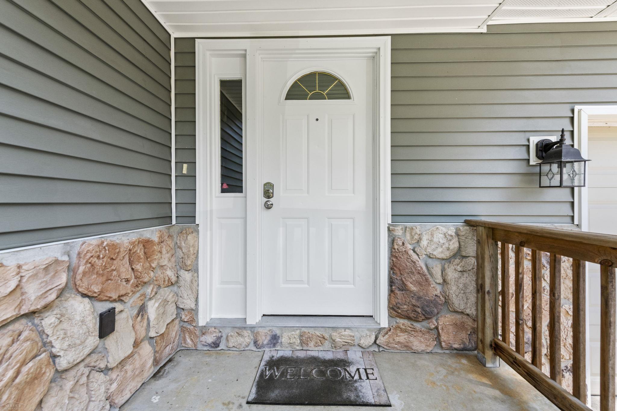 6580 Swartout Road Algonac, MI 48001 - Photo 11 of 34 50214348-967f22d8-16da-48d2-a718-05826cd37fd2.JPG