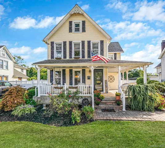 $545,000 | 219 North Ocean Avenue, Patchogue, NY 11772