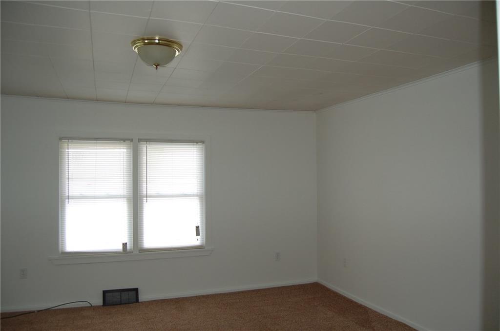 5144 Thoms Run Road Presto, PA 15142 - Photo 10 of 20 Gallery Image 10