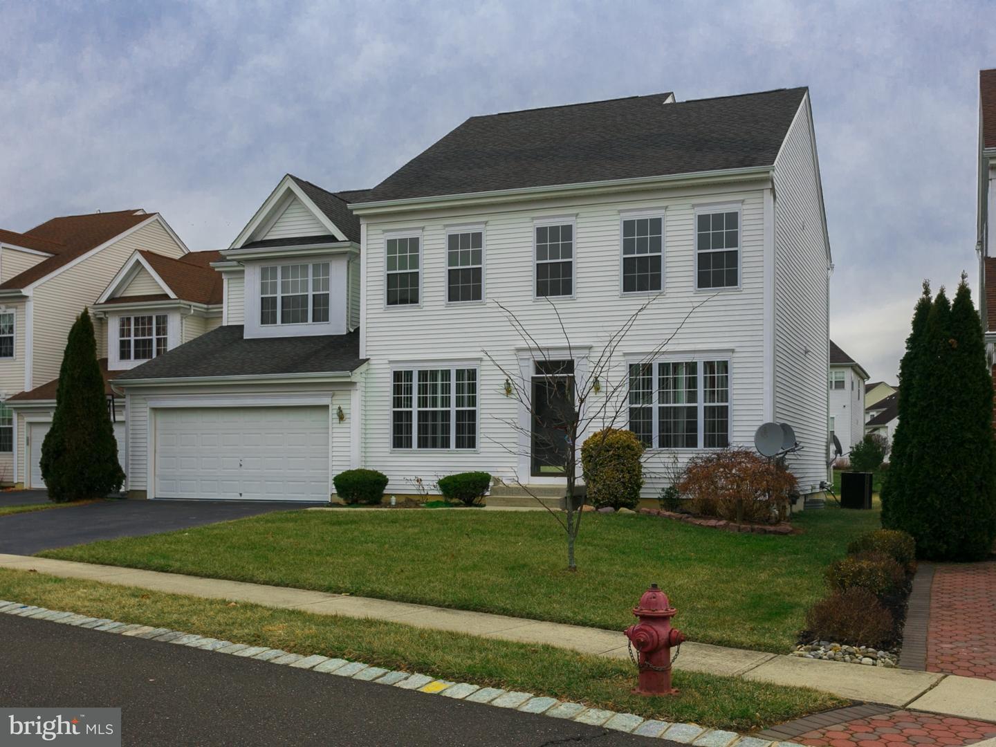 69 Cayuga Road Bordentown, NJ 08505 - Photo 2 of 24