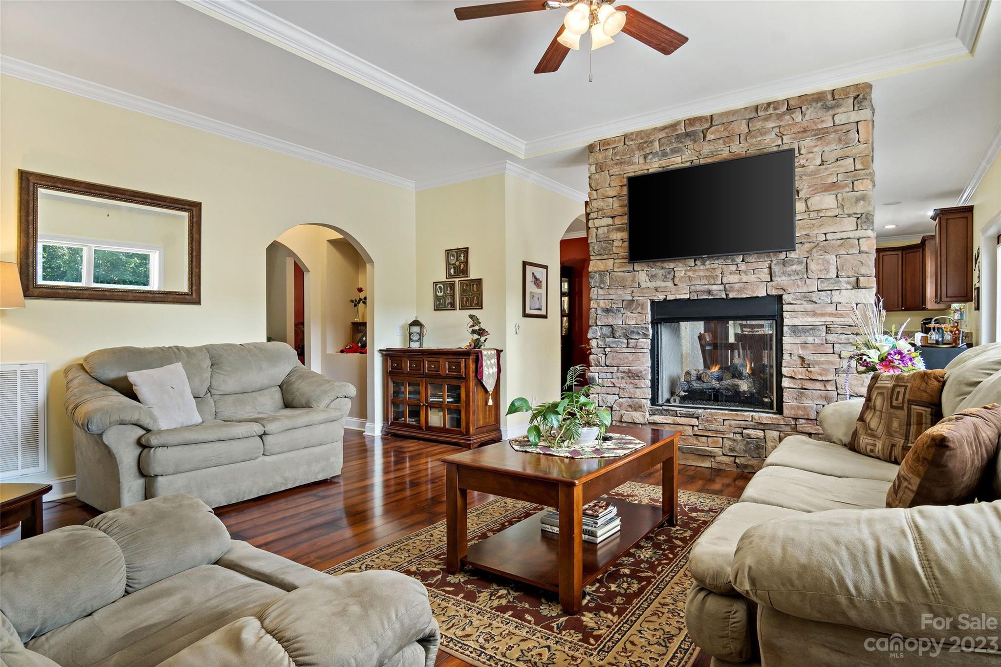 336 Tight Run Road Marion, NC 28752 - Photo 7 of 48 Gallery Image 7
