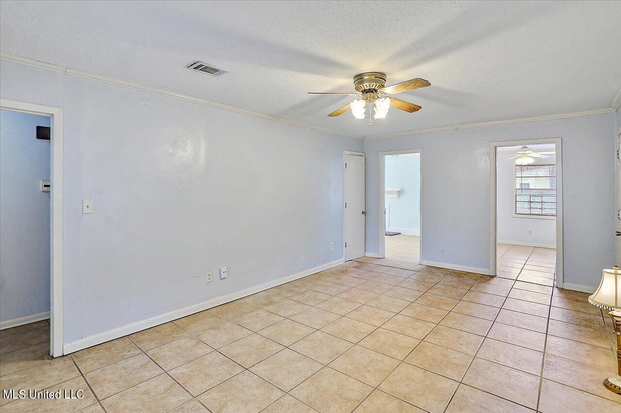 217 Nolan Circle Ridgeland, MS 39157 - Photo 7 of 28 07-217 Nolan Cir
