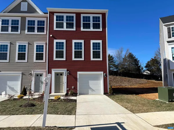 $2,200 | 325 Willowshire Court, Waynesboro, VA 22980