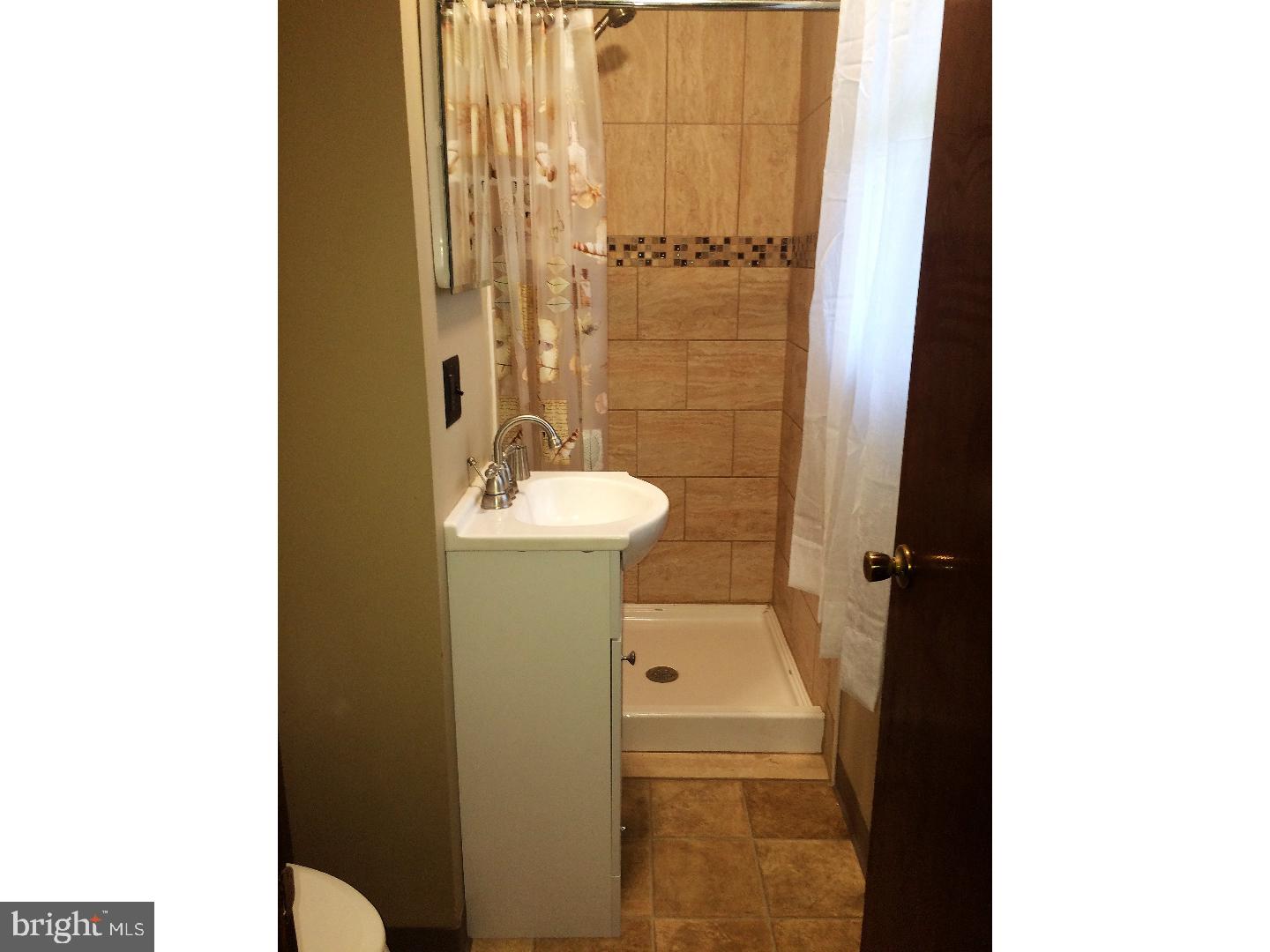 220 Moods Road Monroeville, NJ 08343 - Photo 12 of 21 Bathroom