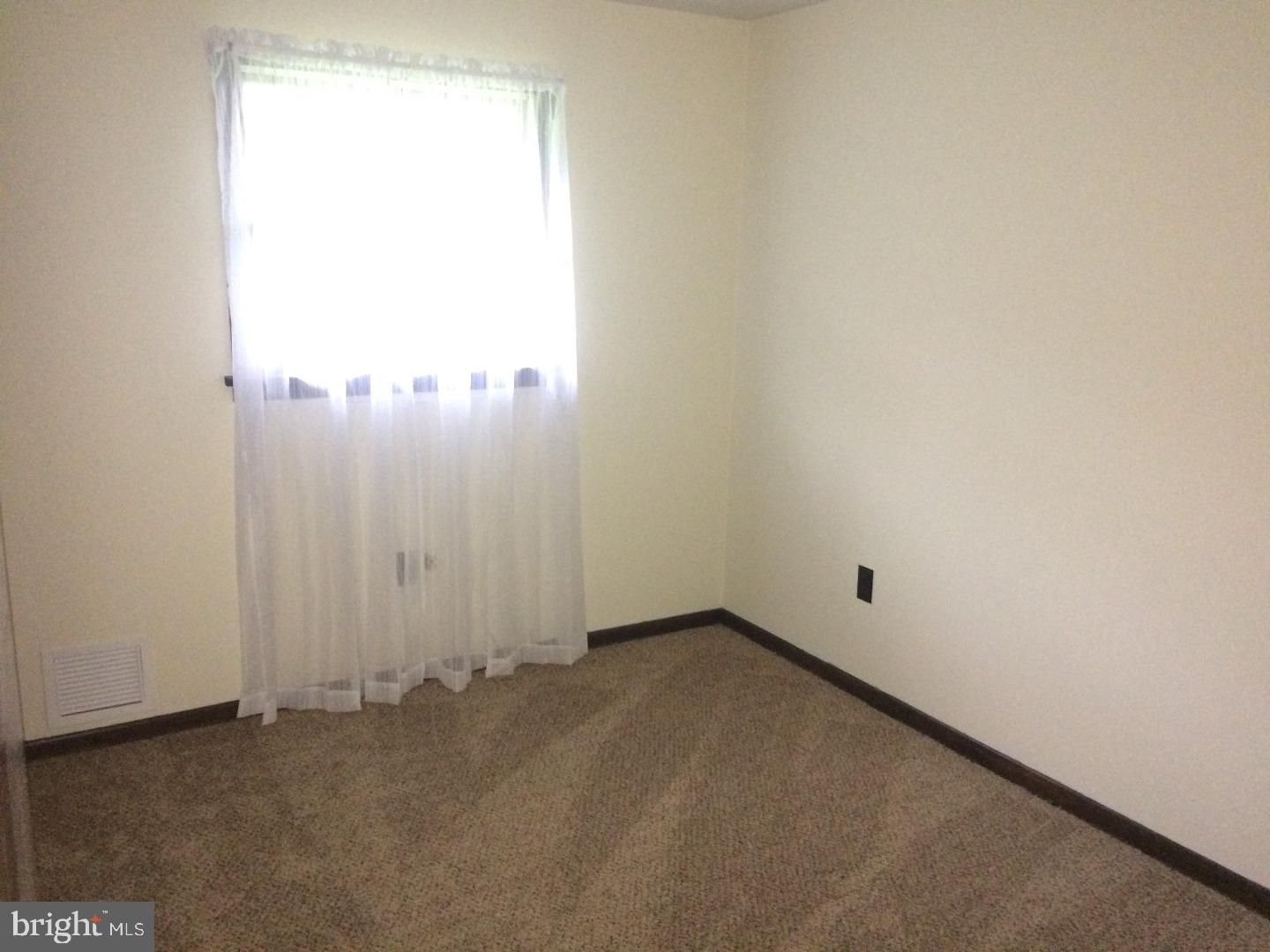 220 Moods Road Monroeville, NJ 08343 - Photo 15 of 21 Bedroom 3