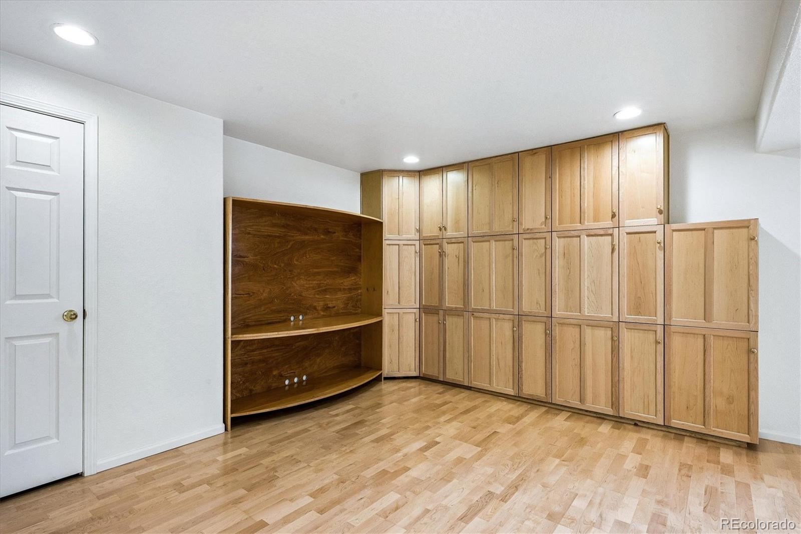6299 Shannon Trail Highlands Ranch, CO 80130 - Photo 34 of 40 a view of an empty room with a window