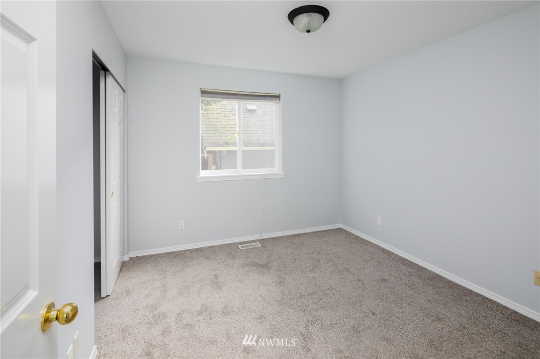 2131 North 87th Street Seattle, WA 98103 - Photo 17 of 22 Gallery Image 17