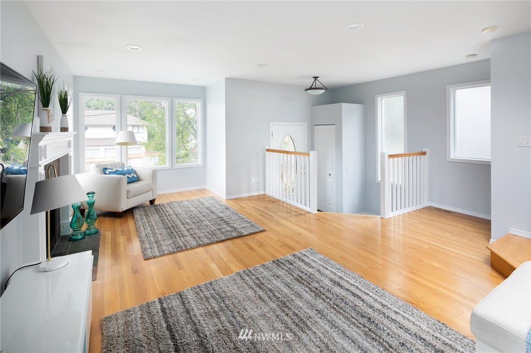 2131 North 87th Street Seattle, WA 98103 - Photo 6 of 22 Gallery Image 6
