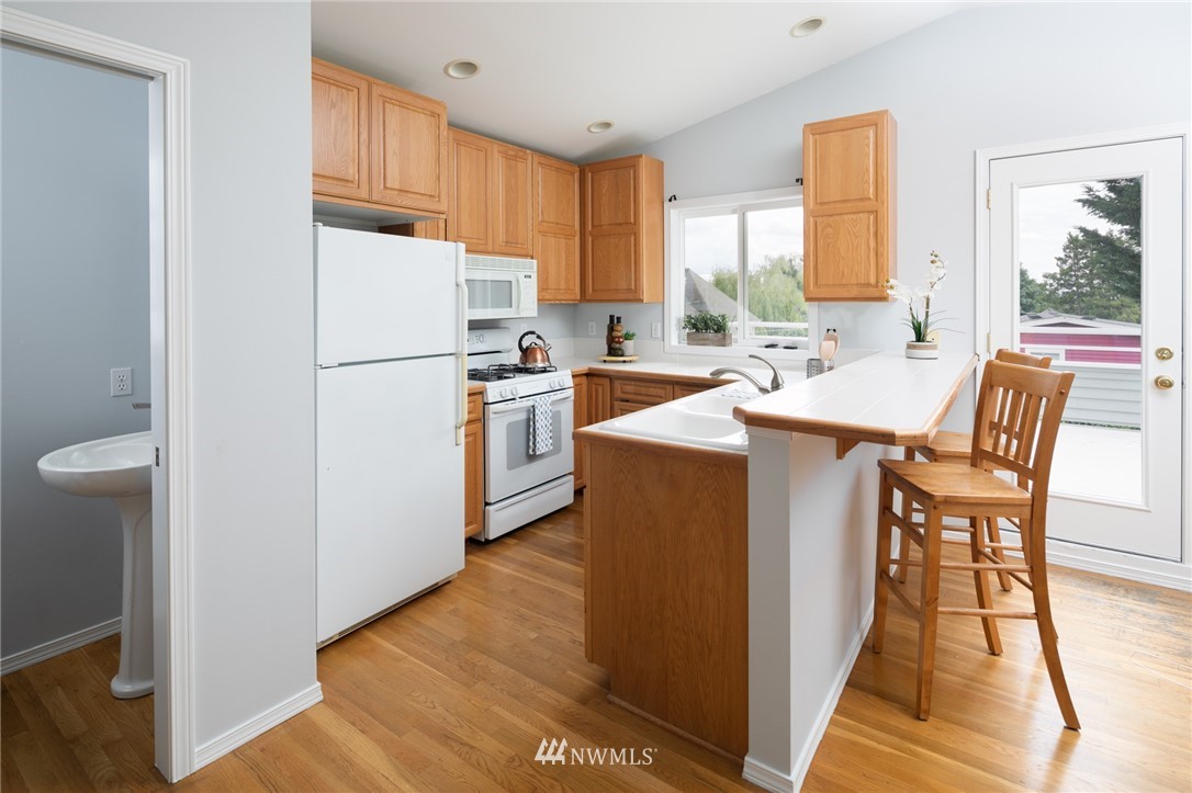 2131 North 87th Street Seattle, WA 98103 - Photo 9 of 22 Gallery Image 9