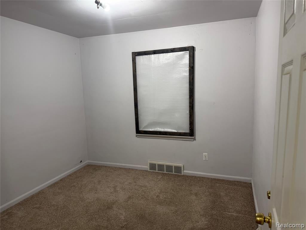 4173 Moore Street Inkster, MI 48141 - Photo 8 of 13 Gallery Image 8