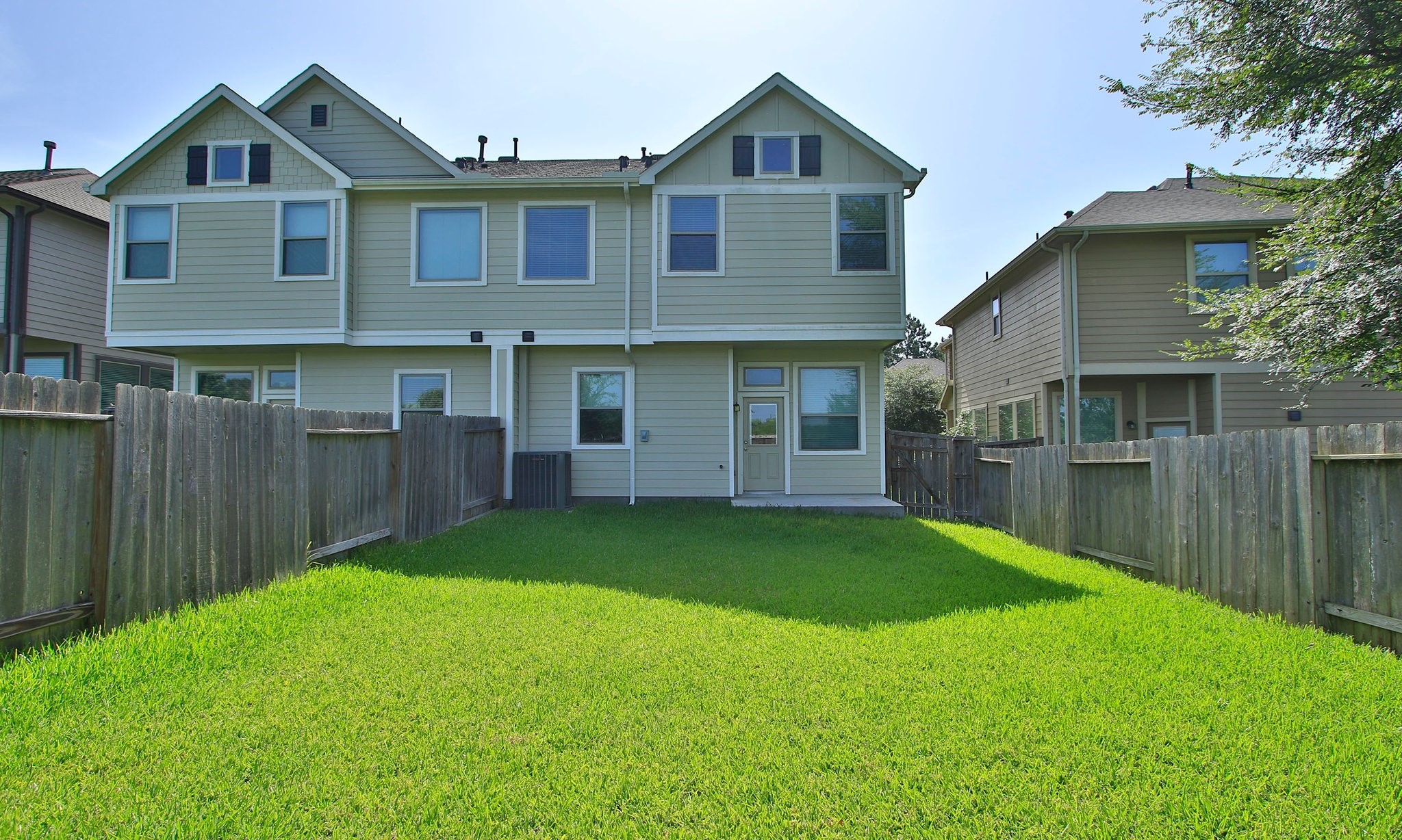 239 Biltmore Loop Montgomery, TX 77316 - Photo 38 of 40