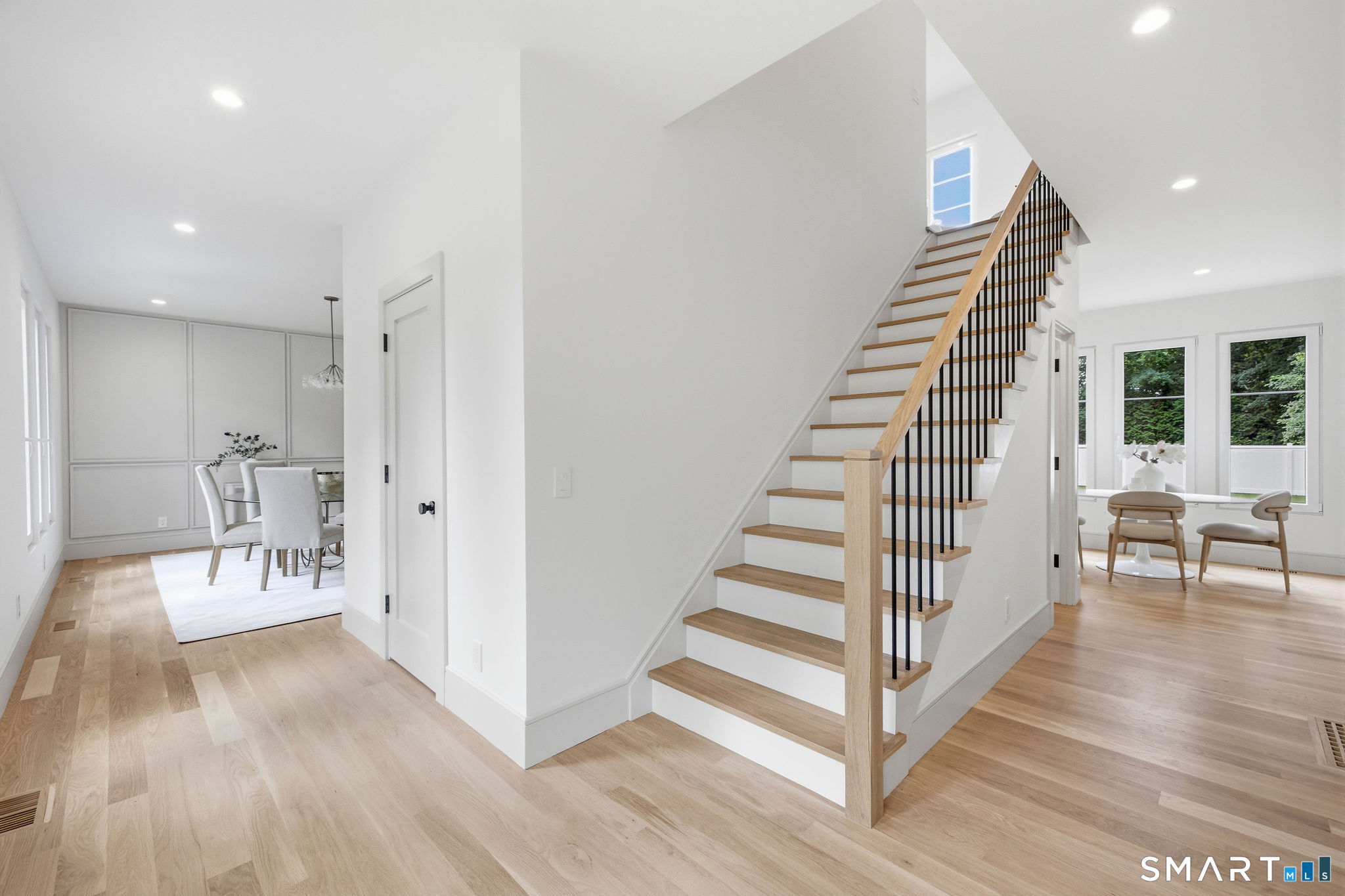 125 Coleman Road Fairfield, CT 06825 - Photo 12 of 40 Gallery Image 12