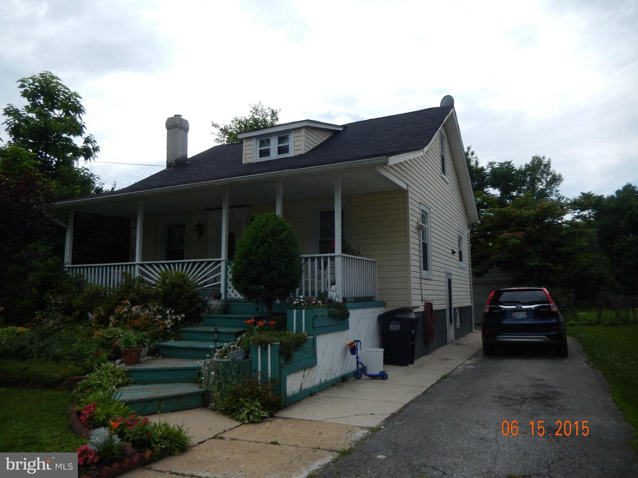 4809 Somerset Road Riverdale, MD 20737 - Photo 3 of 24 Exterior (Front)