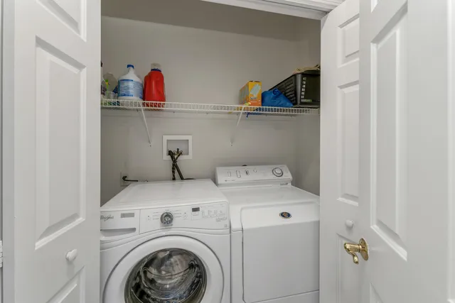 $899,000 | 71 Greenmeadow Lane, Bedford, NH 03110