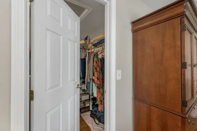 $899,000 | 71 Greenmeadow Lane, Bedford, NH 03110