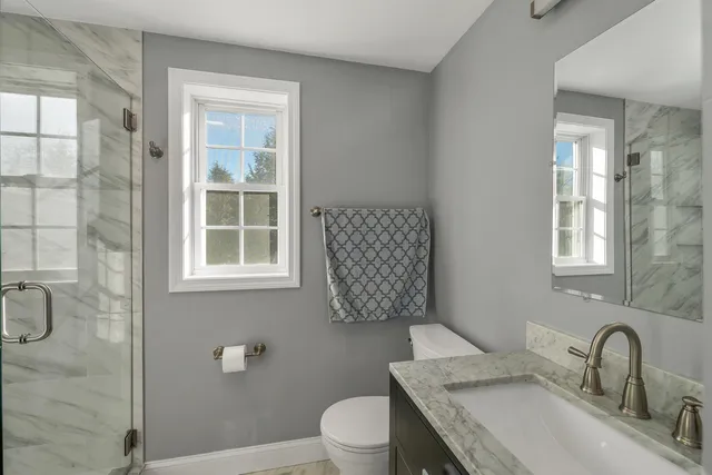 $899,000 | 71 Greenmeadow Lane, Bedford, NH 03110