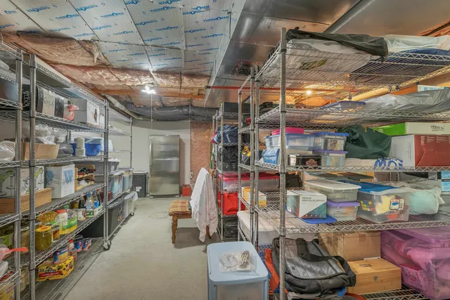 $899,000 | 71 Greenmeadow Lane, Bedford, NH 03110