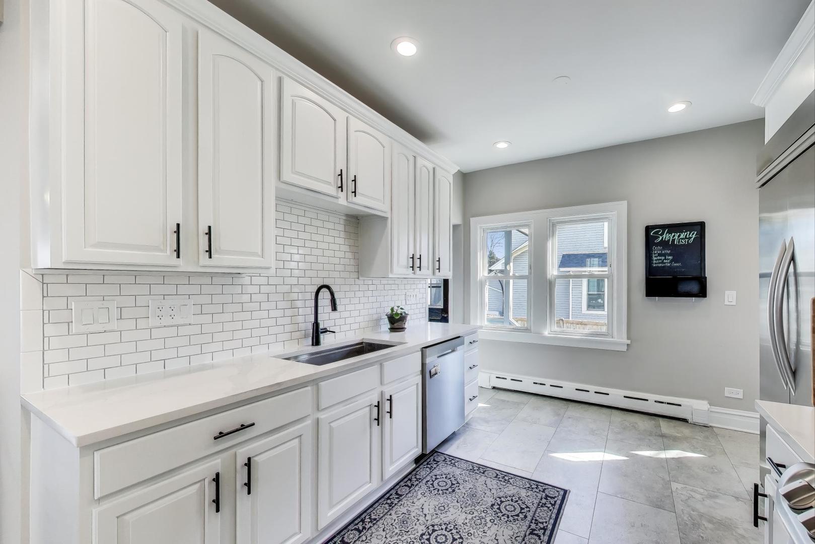 360 West Maple Street Lombard, IL 60148 - Photo 13 of 45