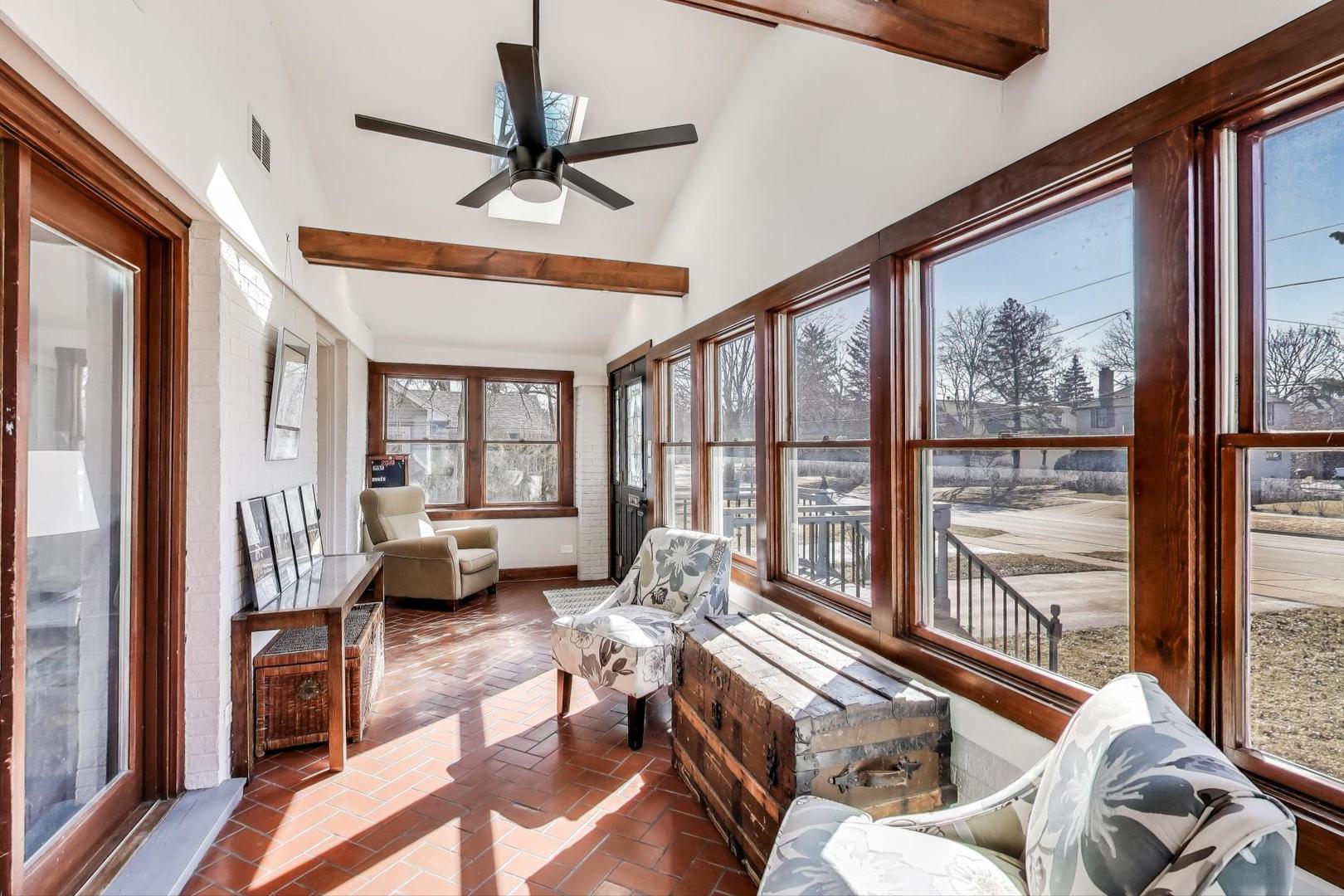 360 West Maple Street Lombard, IL 60148 - Photo 5 of 45