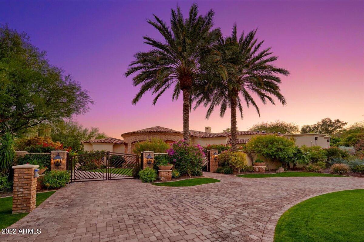 6601 East Stallion Road Paradise Valley, AZ 85253 - Photo 1 of 46 Privately Gated