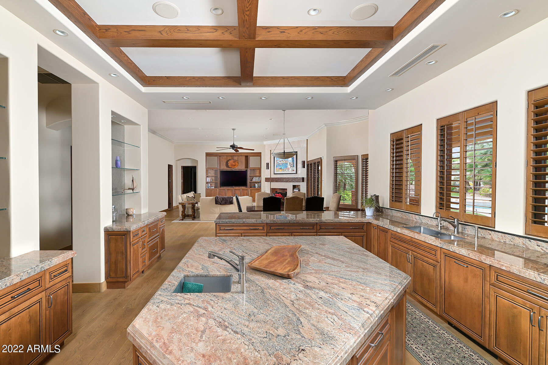 6601 East Stallion Road Paradise Valley, AZ 85253 - Photo 11 of 46 Great Room Design