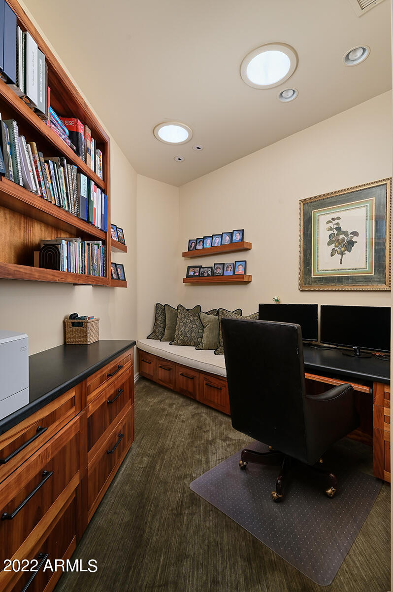 6601 East Stallion Road Paradise Valley, AZ 85253 - Photo 15 of 46 2nd Office Space