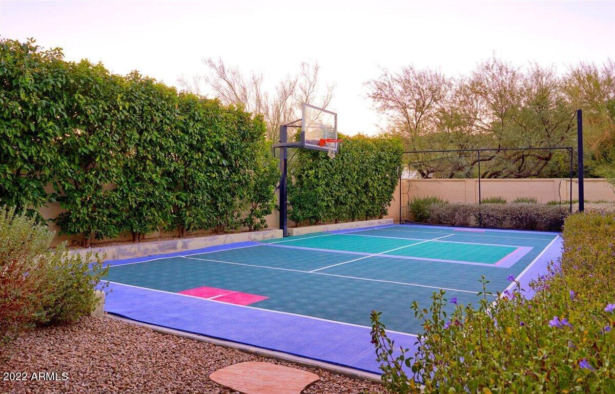 6601 East Stallion Road Paradise Valley, AZ 85253 - Photo 46 of 46 Sport Court