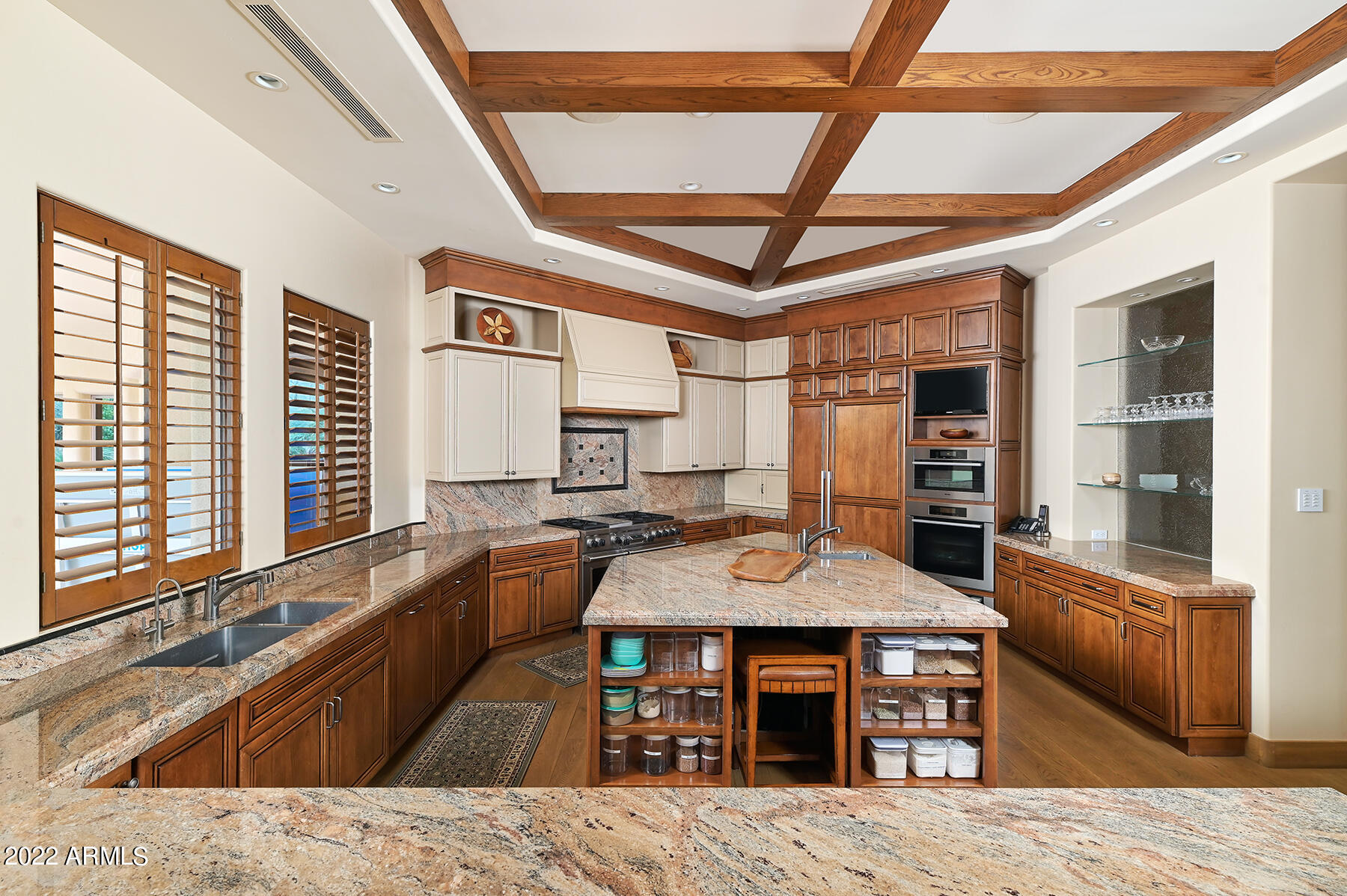 6601 East Stallion Road Paradise Valley, AZ 85253 - Photo 9 of 46 Chef's Kitchen