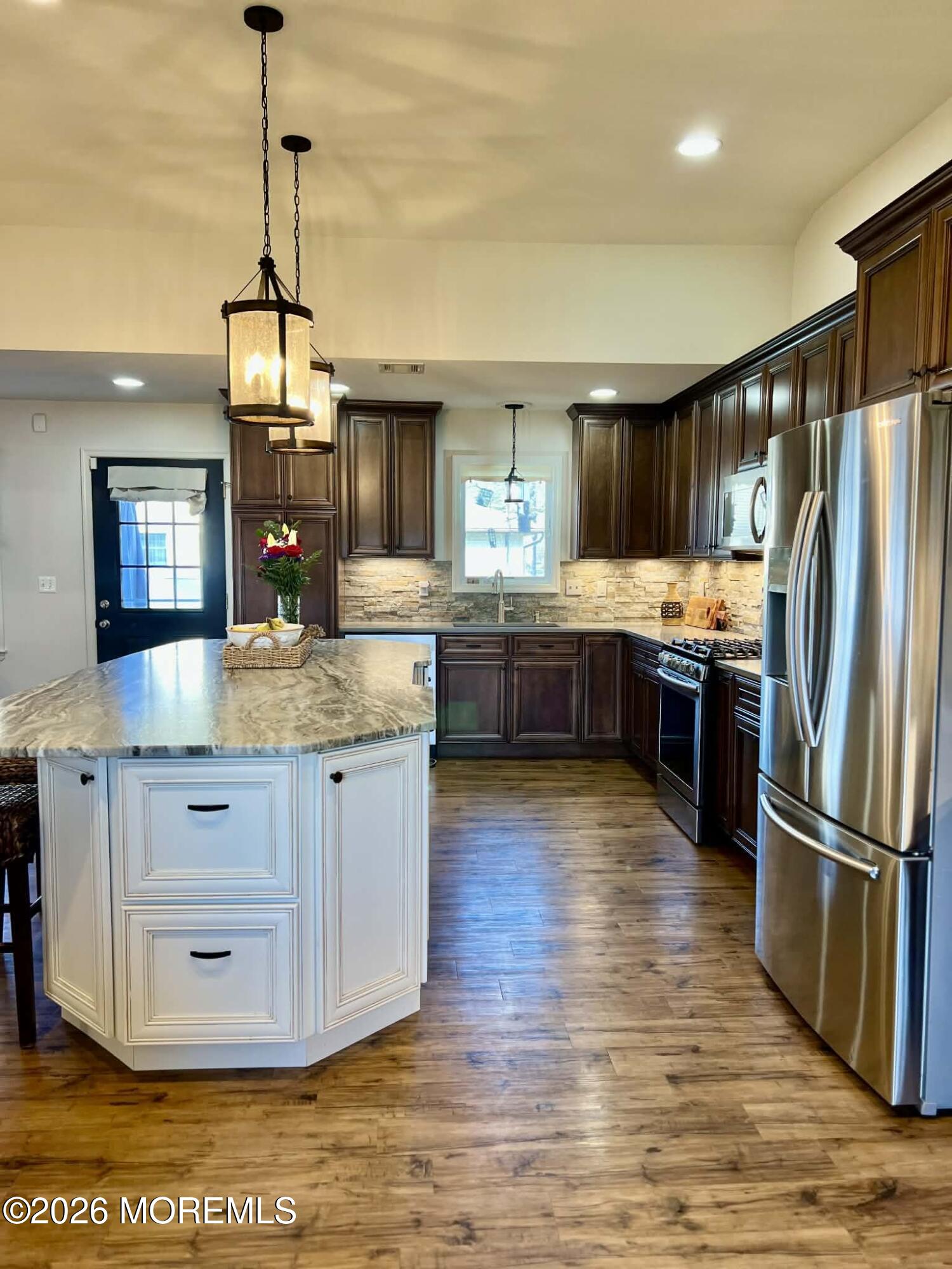 820 Elwood Street Forked River, NJ 08731 - Photo 48 of 50 Chef's Kitchen Island4
