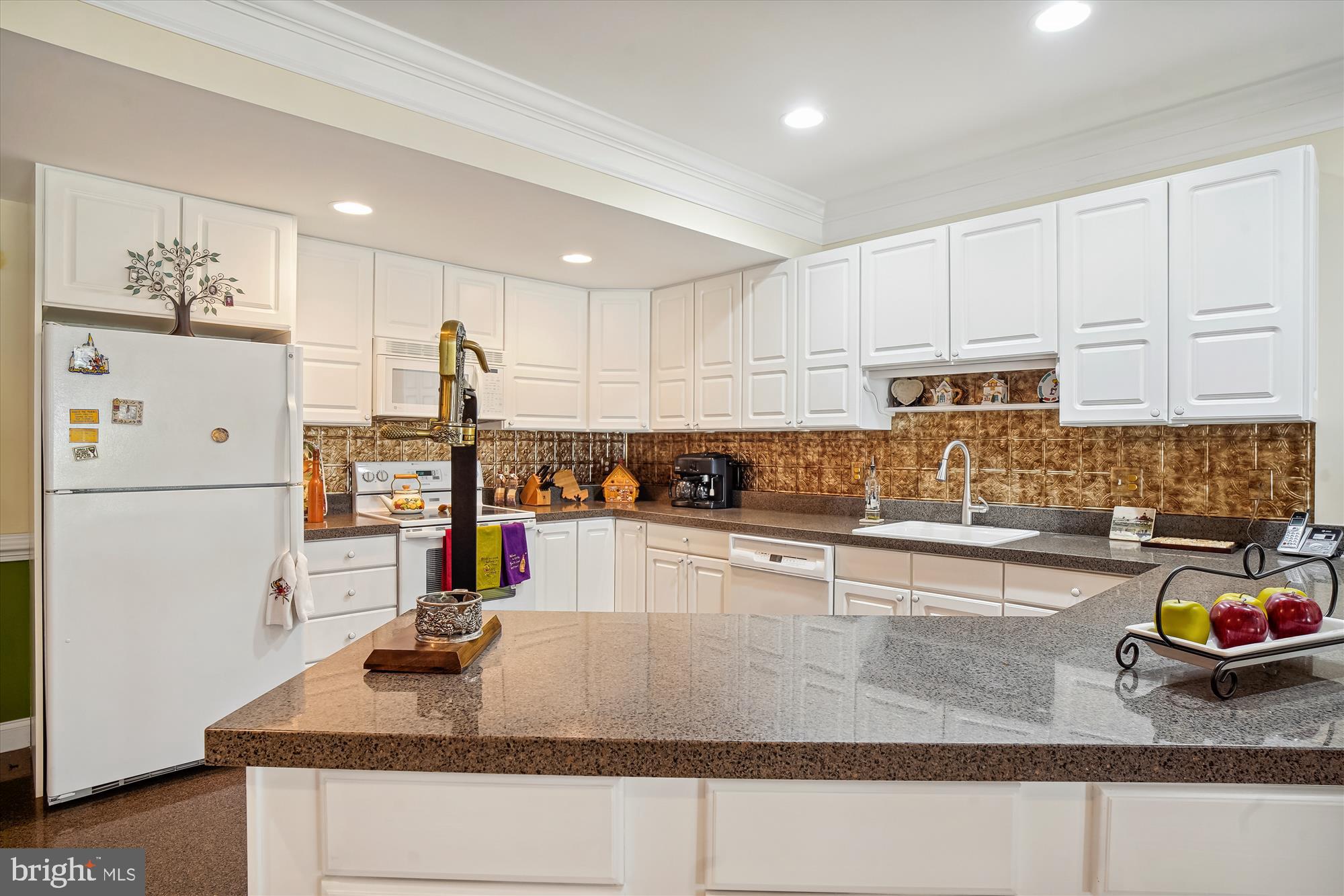 21632 Ripplemead Drive Laytonsville, MD 20882 - Photo 51 of 136 Granite counters and floor, pressed tin backsplash