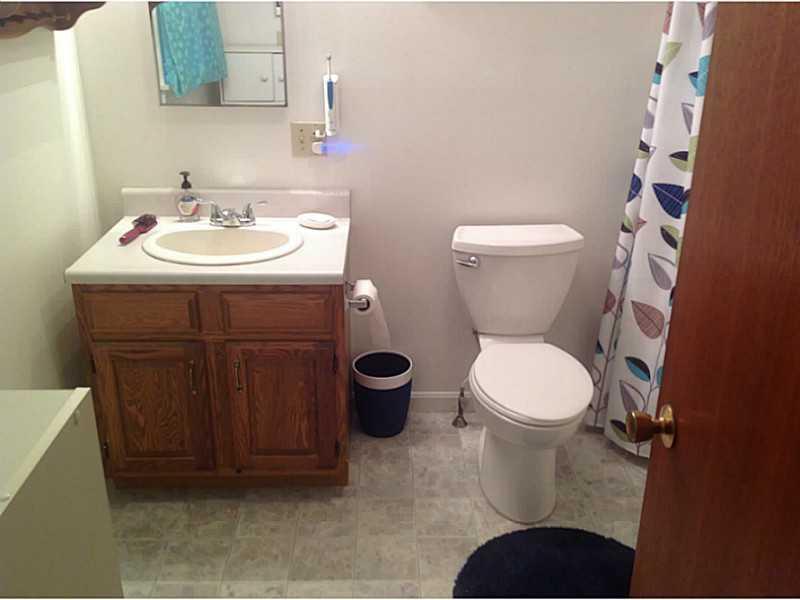 2179 Eastern Street Warren, ME 04864 - Photo 11 of 28 Bathroom.