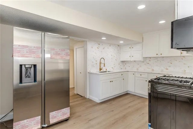 $389,900 | 30 Bear Hill Road, Cumberland, RI 02864