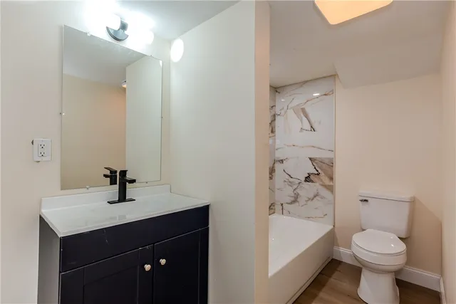 $389,900 | 30 Bear Hill Road, Cumberland, RI 02864