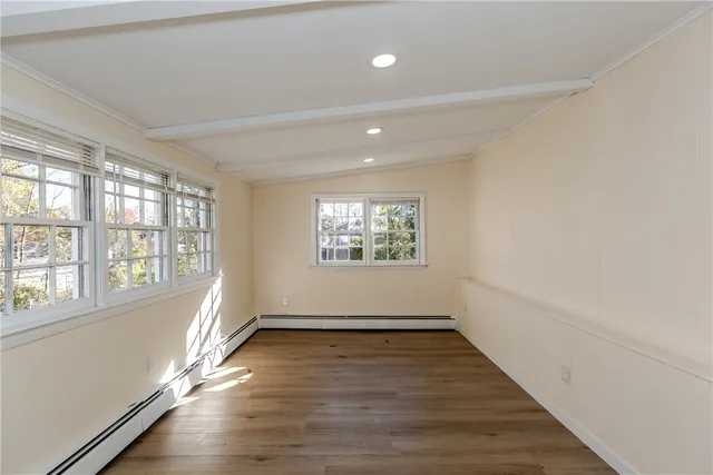 $389,900 | 30 Bear Hill Road, Cumberland, RI 02864