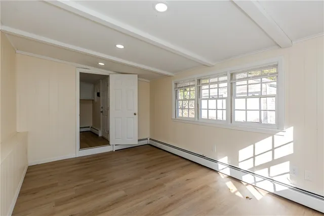 $389,900 | 30 Bear Hill Road, Cumberland, RI 02864