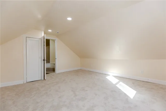 $389,900 | 30 Bear Hill Road, Cumberland, RI 02864