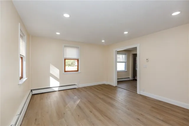 $389,900 | 30 Bear Hill Road, Cumberland, RI 02864