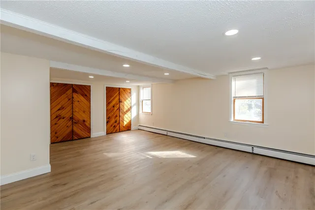 $389,900 | 30 Bear Hill Road, Cumberland, RI 02864