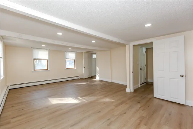 $389,900 | 30 Bear Hill Road, Cumberland, RI 02864