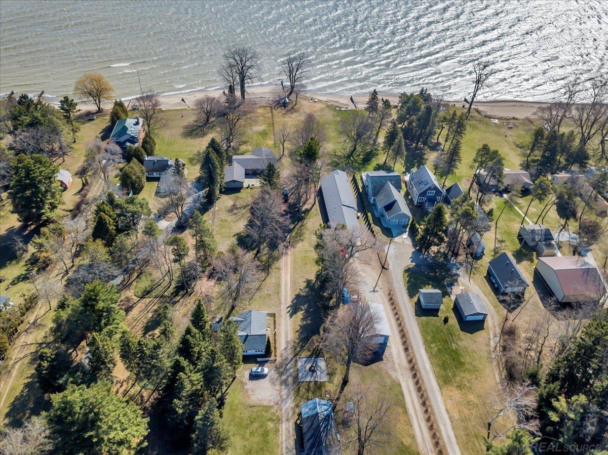8169 Lakeshore Road Lexington, MI 48450 - Photo 13 of 14