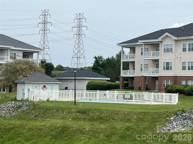 $1,395 | 8913 Meadow Vista Road, Charlotte, NC 28213